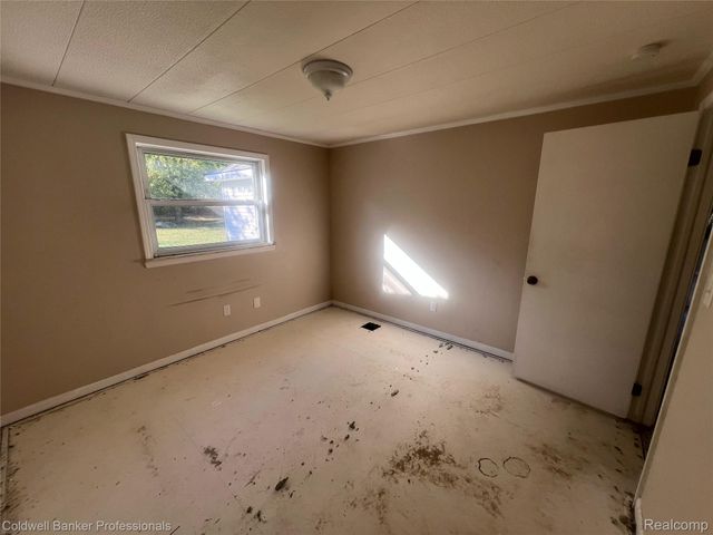 904 Rowland Road, Leonard Village, MI 48367