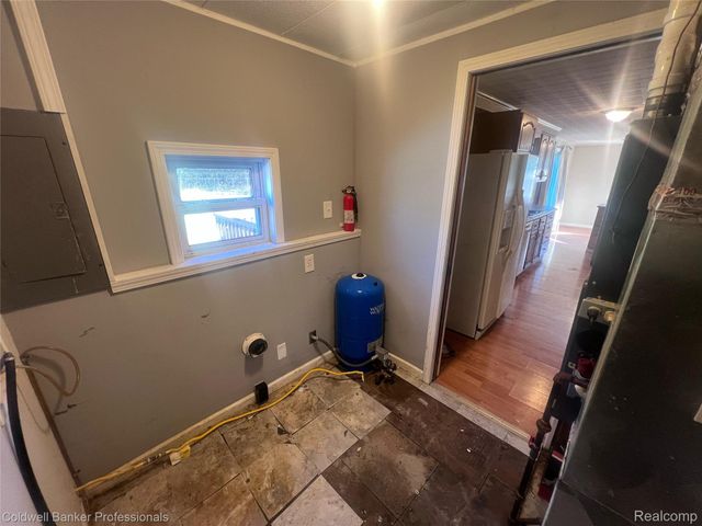 904 Rowland Road, Leonard Village, MI 48367