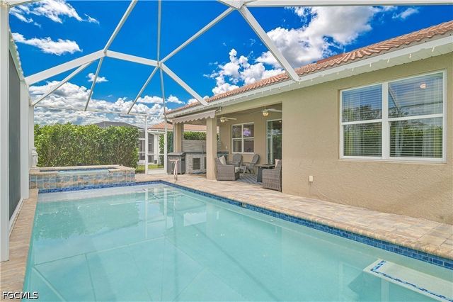 3273 Apple Blossom DR, Alva, FL 33920