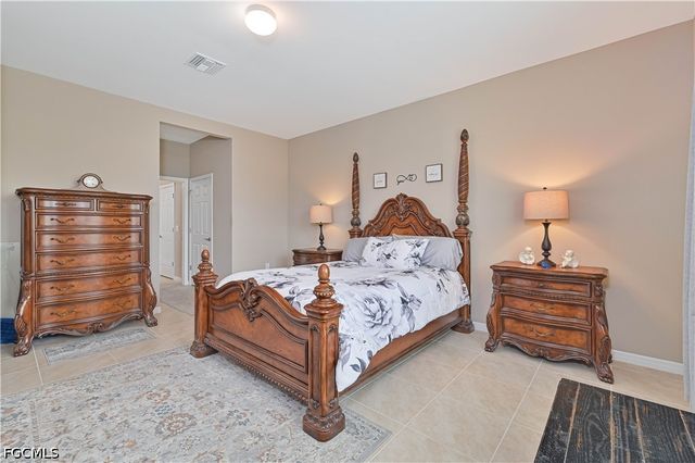 3273 Apple Blossom DR, Alva, FL 33920