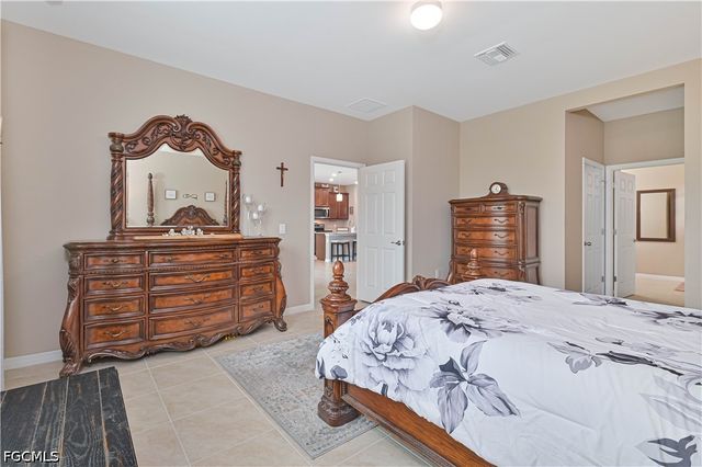 3273 Apple Blossom DR, Alva, FL 33920