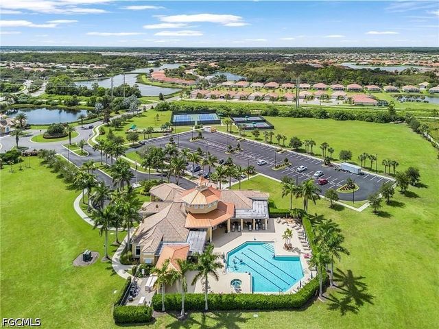 3273 Apple Blossom DR, Alva, FL 33920