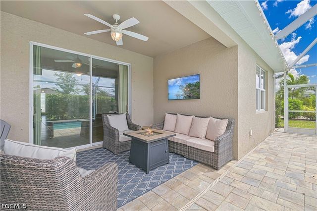 3273 Apple Blossom DR, Alva, FL 33920