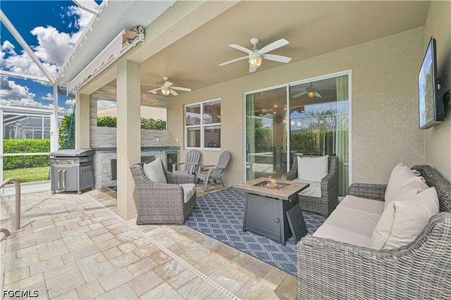 3273 Apple Blossom DR, Alva, FL 33920