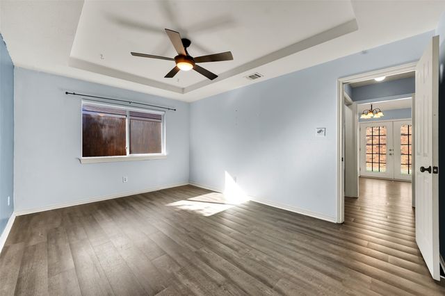 2608 Leo Drive, Garland, TX 75044