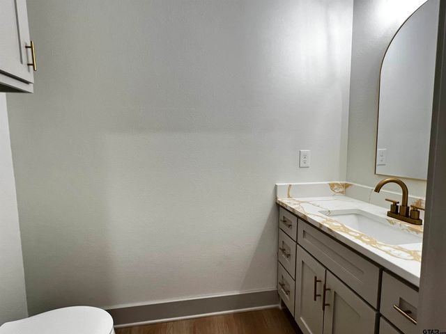 242 Sides, Bullard, TX 75757