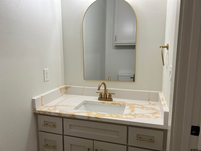 242 Sides, Bullard, TX 75757