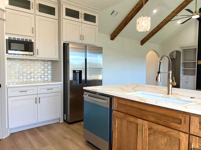 242 Sides, Bullard, TX 75757