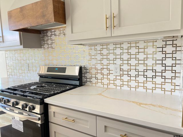 242 Sides, Bullard, TX 75757