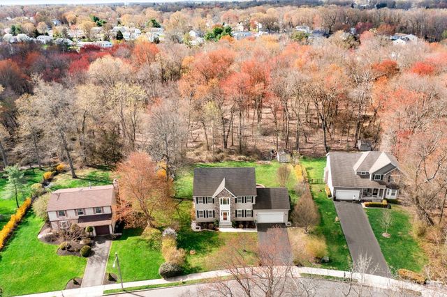 17 Dogwood Lane, Hamilton, NJ 08690