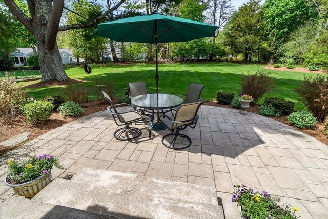 17 Lancaster Drive, Westwood, MA 02090