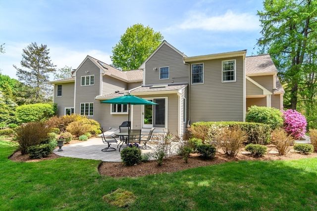 17 Lancaster Drive, Westwood, MA 02090
