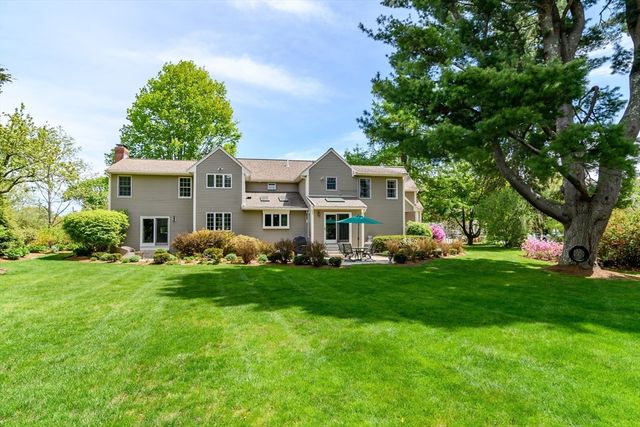 17 Lancaster Drive, Westwood, MA 02090