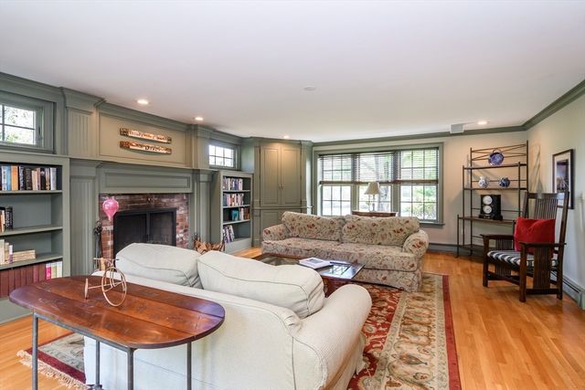 17 Lancaster Drive, Westwood, MA 02090