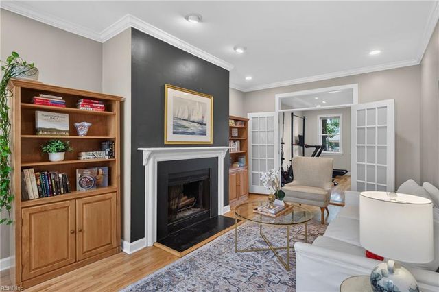 1114 Colonial AVE, Norfolk, VA 23507