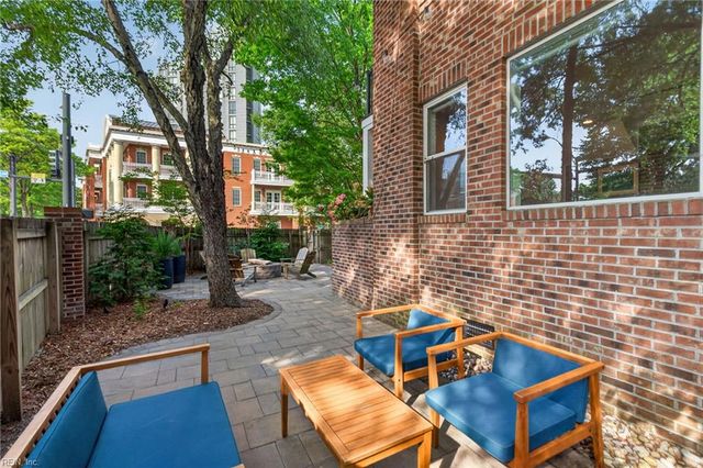 1114 Colonial AVE, Norfolk, VA 23507