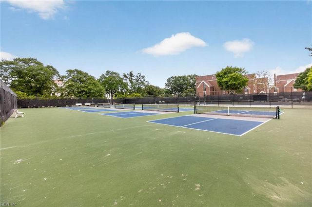 1114 Colonial AVE, Norfolk, VA 23507