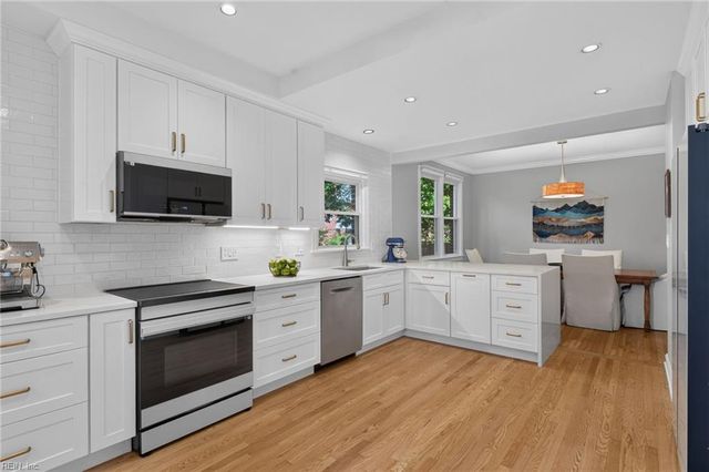 1114 Colonial AVE, Norfolk, VA 23507