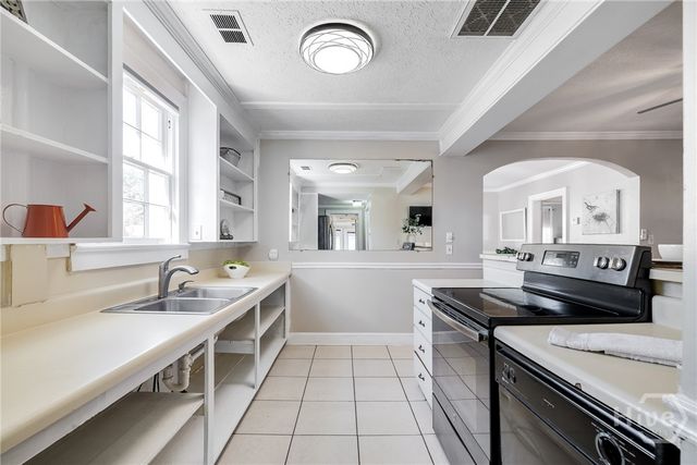 513 E 62nd Street, Savannah, GA 31405