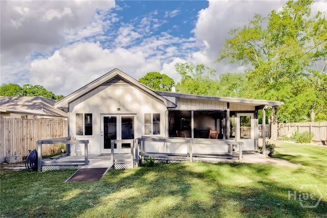 513 E 62nd Street, Savannah, GA 31405