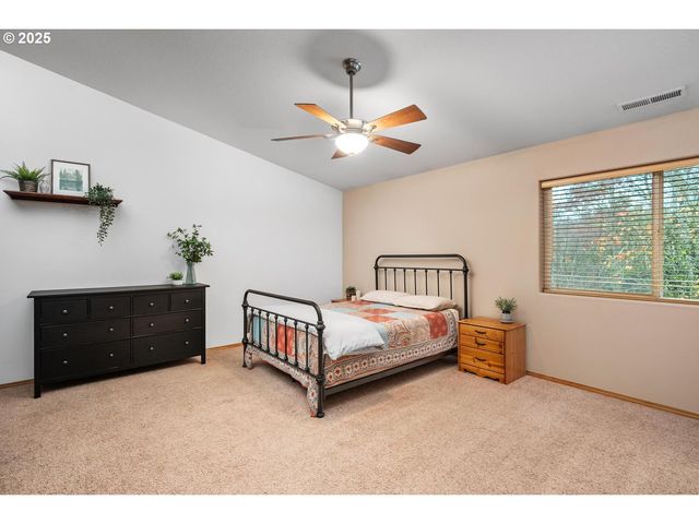 17802 Se 16TH St, Vancouver, WA 98683