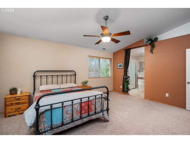 17802 Se 16TH St, Vancouver, WA 98683