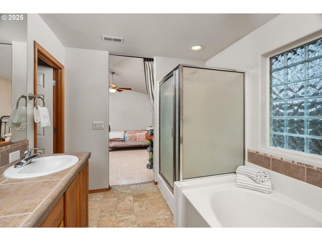 17802 Se 16TH St, Vancouver, WA 98683