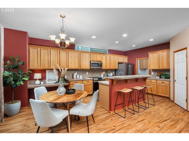 17802 Se 16TH St, Vancouver, WA 98683