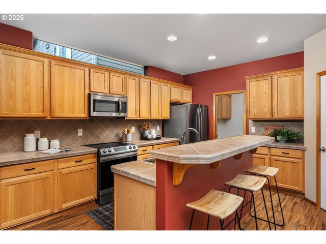 17802 Se 16TH St, Vancouver, WA 98683