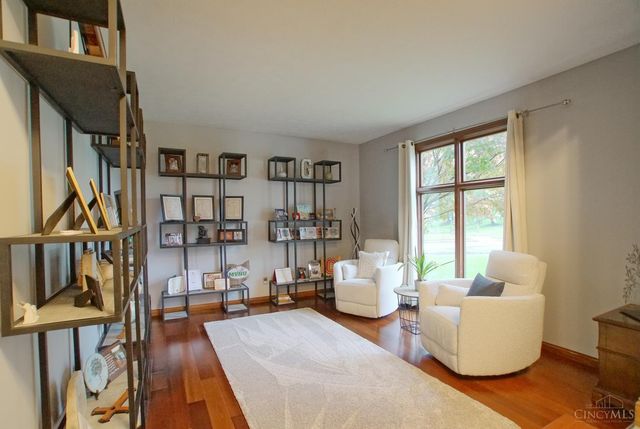 1 Pendle Point, Miamisburg, OH 45342