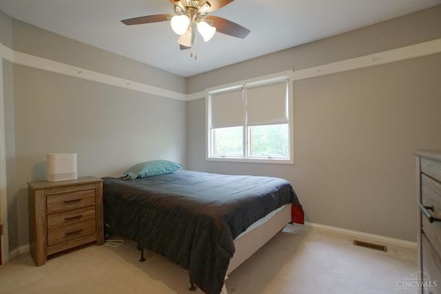 1 Pendle Point, Miamisburg, OH 45342