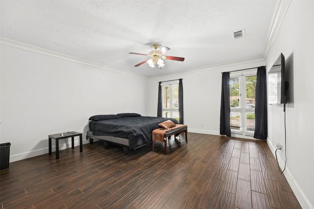 10507 Cypresswood Drive, Houston, TX 77070