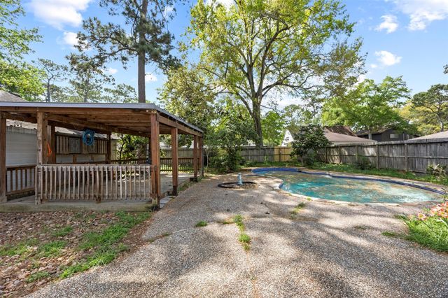 10507 Cypresswood Drive, Houston, TX 77070