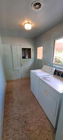 2458 Wood Street, Eureka, CA 95501