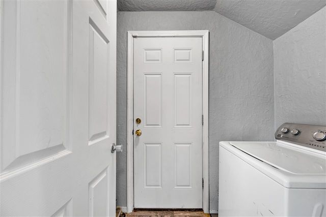 27 NW 28th St, Lawton, OK 73505