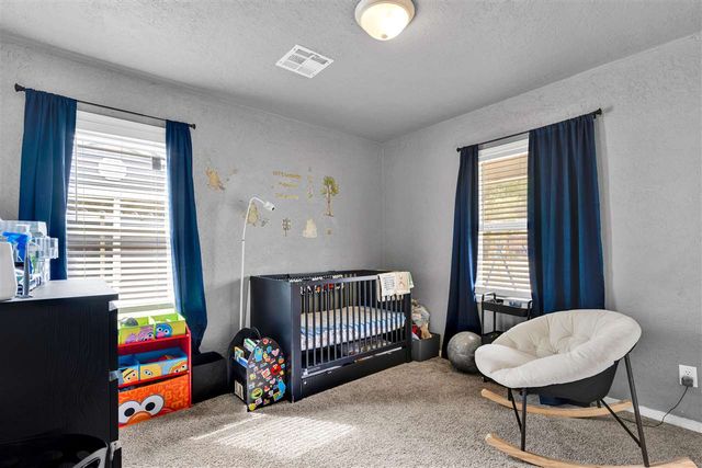 27 NW 28th St, Lawton, OK 73505