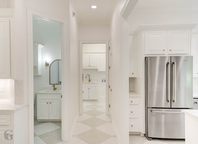 316 Autumn Ridge Drive, Bossier City, LA 71111