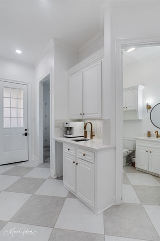 316 Autumn Ridge Drive, Bossier City, LA 71111