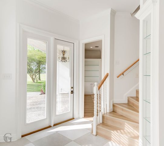 316 Autumn Ridge Drive, Bossier City, LA 71111