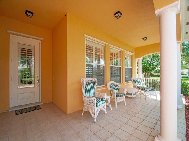 5406 Barbados Square, Vero Beach, FL 32967