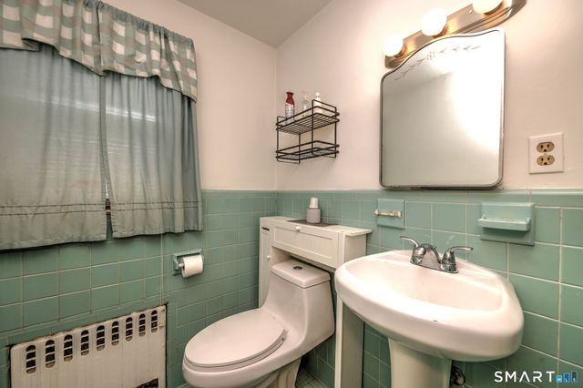 54 Aldo Street, Bridgeport, CT 06606