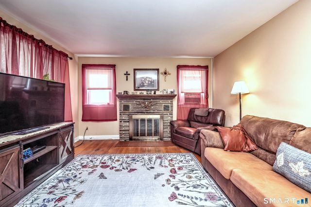 54 Aldo Street, Bridgeport, CT 06606