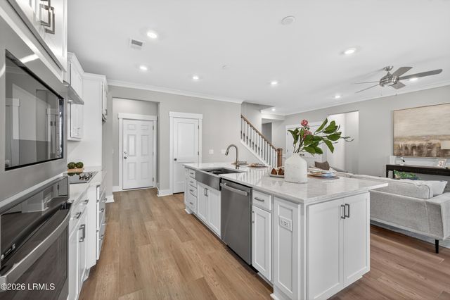1 Alumni Road, Beaufort, SC 29907