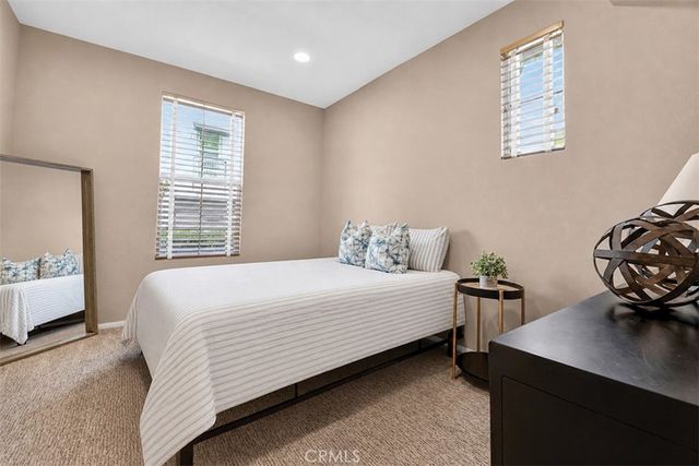 47 Nightshade, Irvine, CA 92603