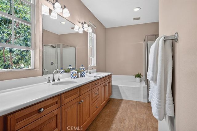 47 Nightshade, Irvine, CA 92603