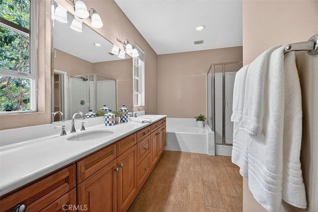 47 Nightshade, Irvine, CA 92603
