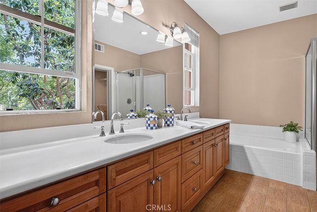 47 Nightshade, Irvine, CA 92603