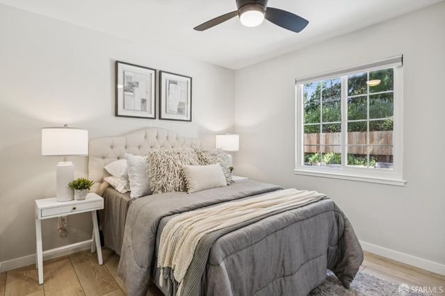 727 Lockhaven Drive, Pacifica, CA 94044