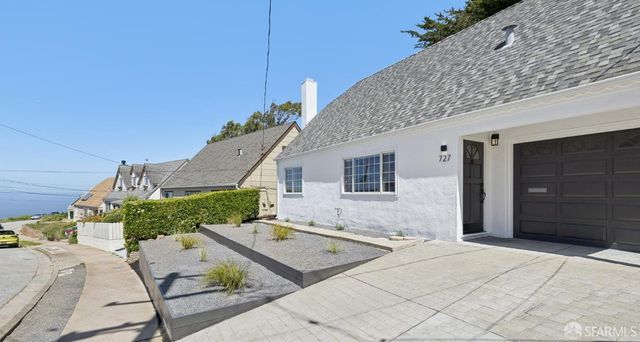 727 Lockhaven Drive, Pacifica, CA 94044
