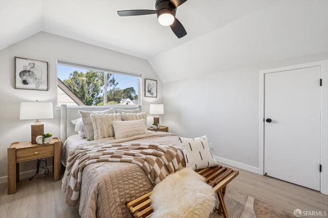727 Lockhaven Drive, Pacifica, CA 94044